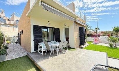 Resale - Villa - Orihuela Costa - La Zenia