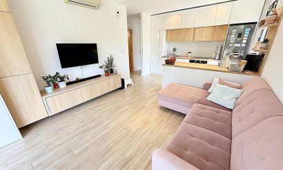 Resale - Villa - Orihuela Costa - La Zenia