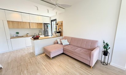 Resale - Villa - Orihuela Costa - La Zenia