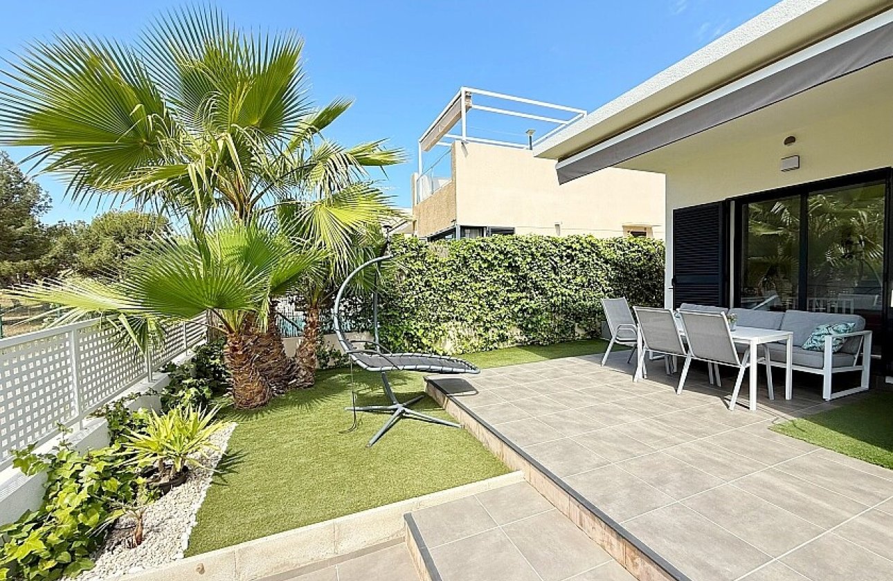 Resale - Villa - Orihuela Costa - La Zenia