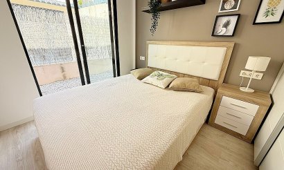 Resale - Villa - Orihuela Costa - La Zenia