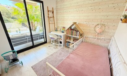 Resale - Villa - Orihuela Costa - La Zenia