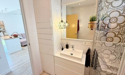 Resale - Villa - Orihuela Costa - La Zenia