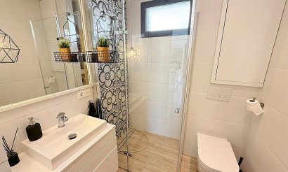 Resale - Villa - Orihuela Costa - La Zenia