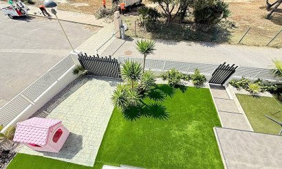 Resale - Villa - Orihuela Costa - La Zenia