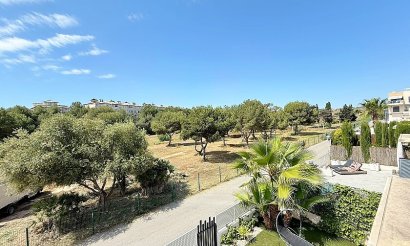 Resale - Villa - Orihuela Costa - La Zenia