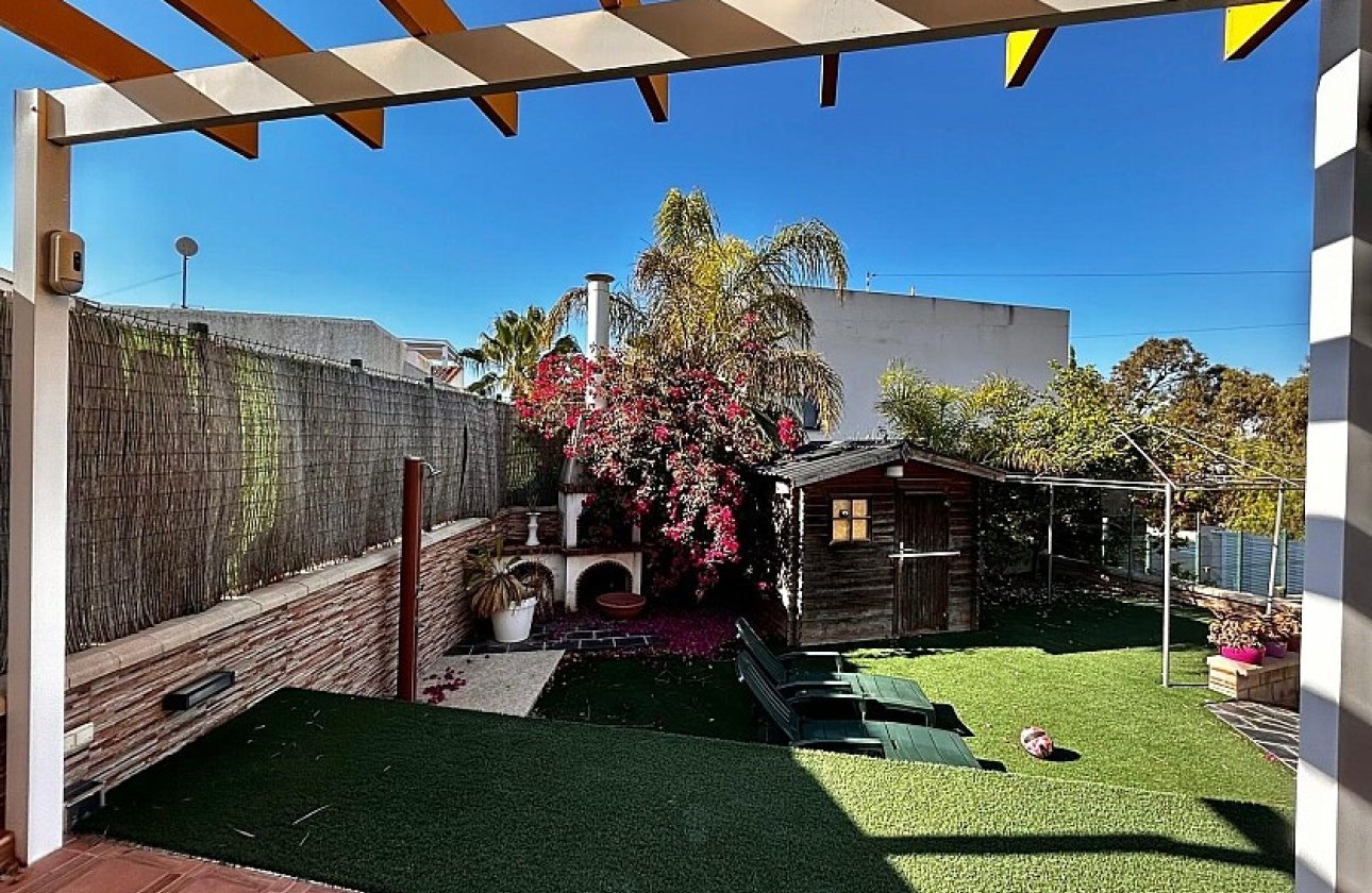 Resale - Townhouse - Mil Palmeras