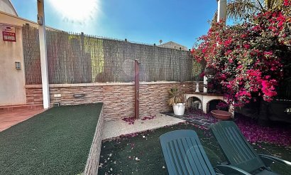 Resale - Townhouse - Mil Palmeras