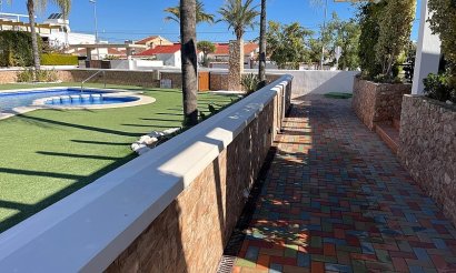 Resale - Townhouse - Mil Palmeras