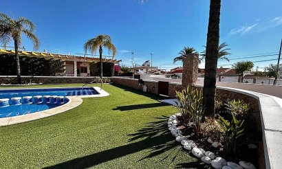 Resale - Townhouse - Mil Palmeras