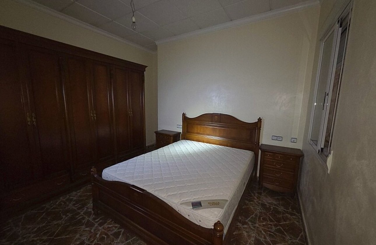 Resale - Villa - Catral