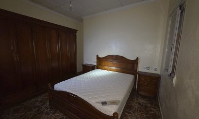 Resale - Villa - Catral