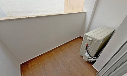 Resale - Apartment / flat - Lo Pagan