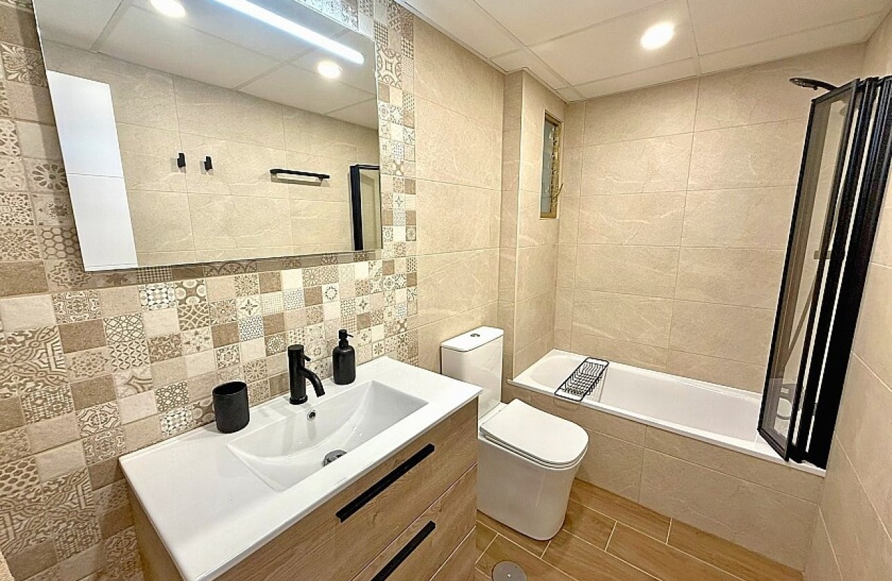 Resale - Apartment / flat - Lo Pagan