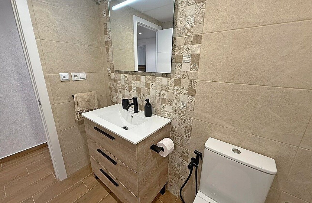 Resale - Apartment / flat - Lo Pagan