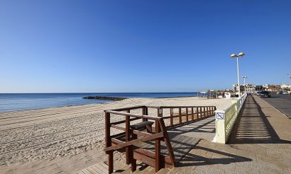Resale - Apartment / flat - Torrevieja - Playa de los Locos