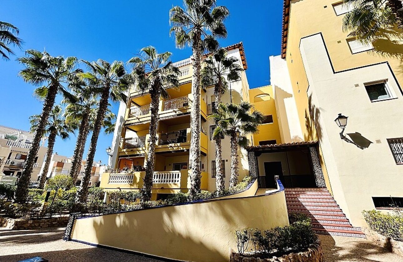 Resale - Apartment / flat - Torrevieja - Playa de los Locos