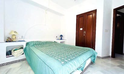 Resale - Apartment / flat - Torrevieja - Playa de los Locos