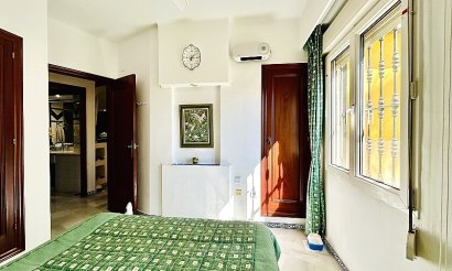 Resale - Apartment / flat - Torrevieja - Playa de los Locos