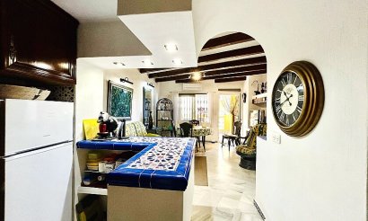 Resale - Apartment / flat - Torrevieja - Playa de los Locos