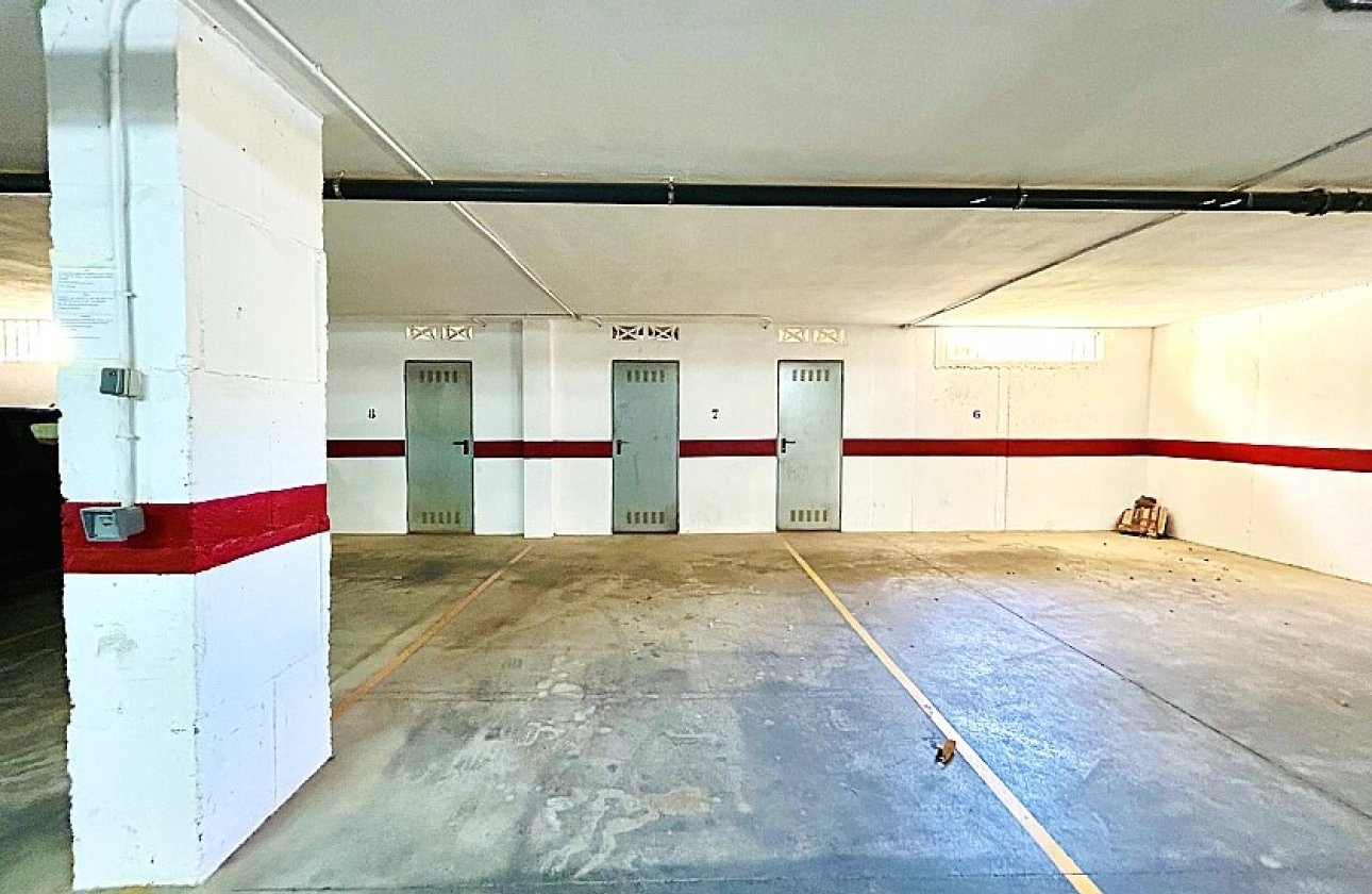 Resale - Apartment / flat - Torrevieja - Playa de los Locos