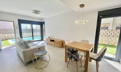 Resale - Villa - Pilar de la Horadada - Las Higuericas