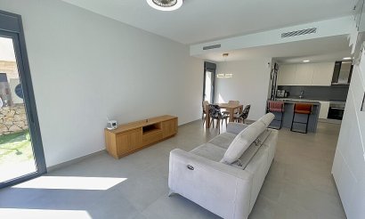Resale - Villa - Pilar de la Horadada - Las Higuericas
