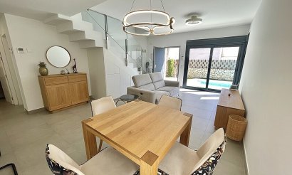 Resale - Villa - Pilar de la Horadada - Las Higuericas