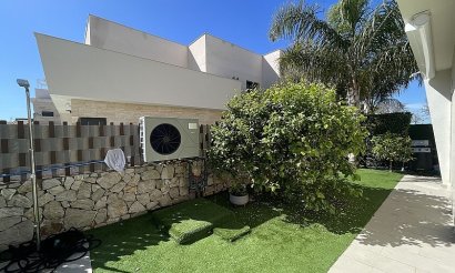 Resale - Villa - Pilar de la Horadada - Las Higuericas