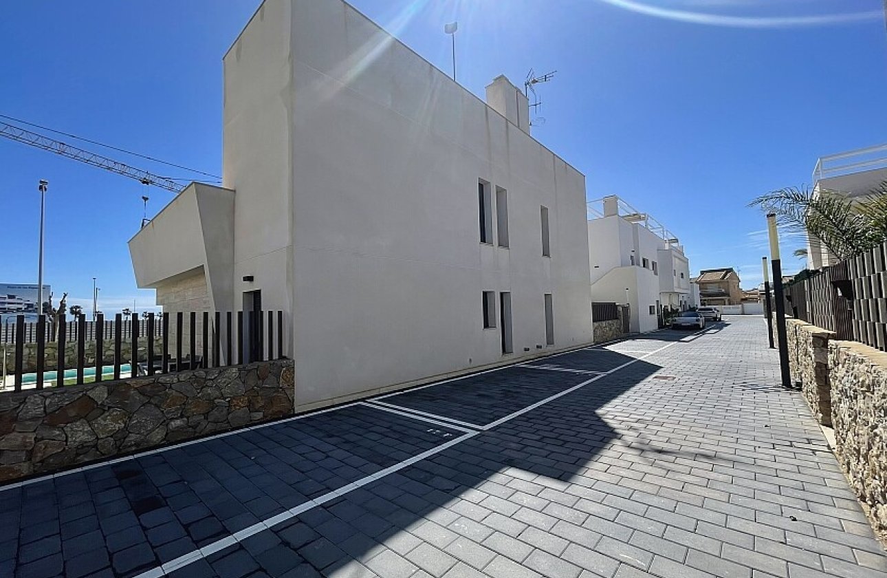 Resale - Villa - Pilar de la Horadada - Las Higuericas