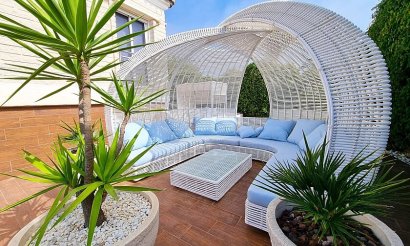 Resale - Villa - La Mata