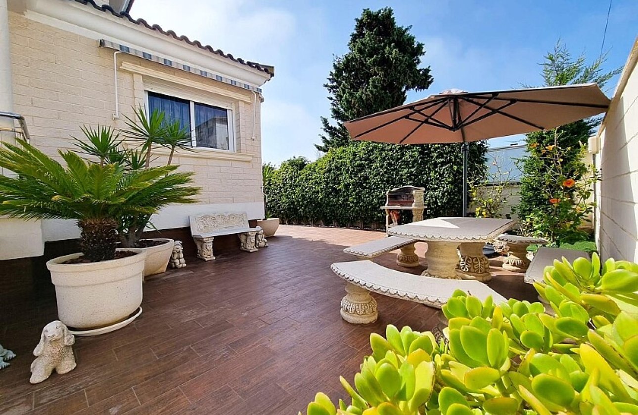 Resale - Villa - La Mata