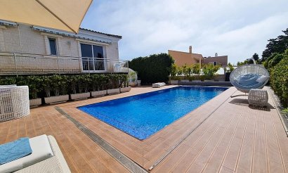 Resale - Villa - La Mata