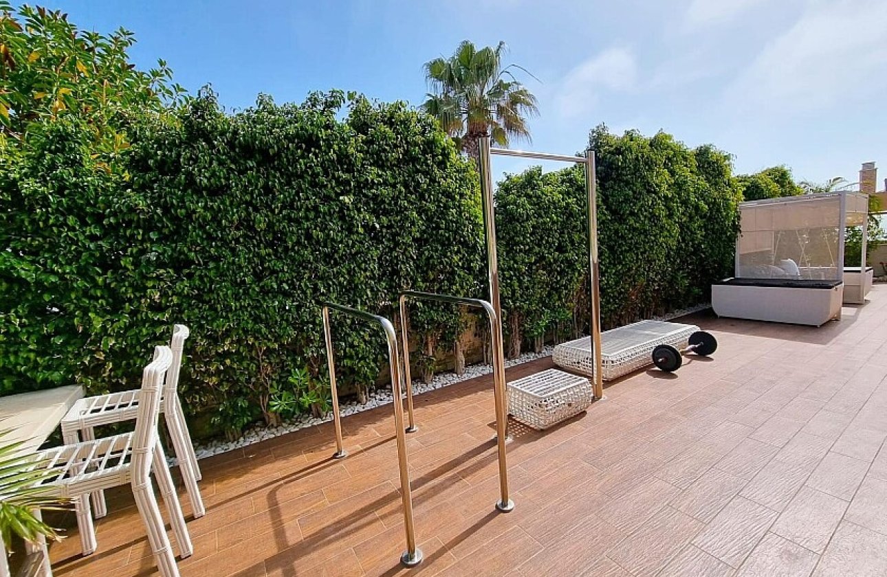 Resale - Villa - La Mata