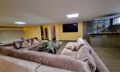 Resale - Villa - La Mata