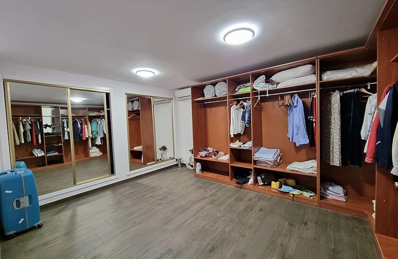 Resale - Villa - La Mata