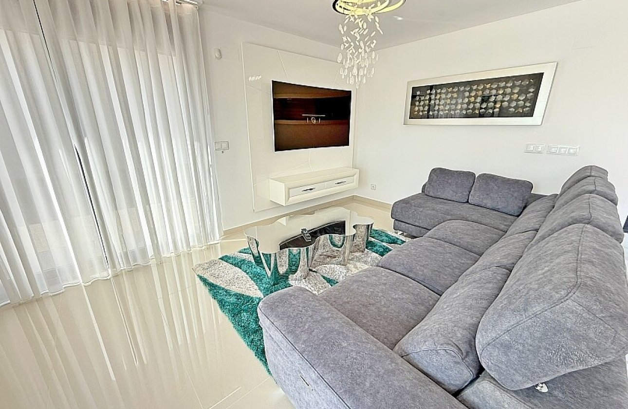 Resale - Villa - San Miguel de Salinas - Mirador de San Miguel