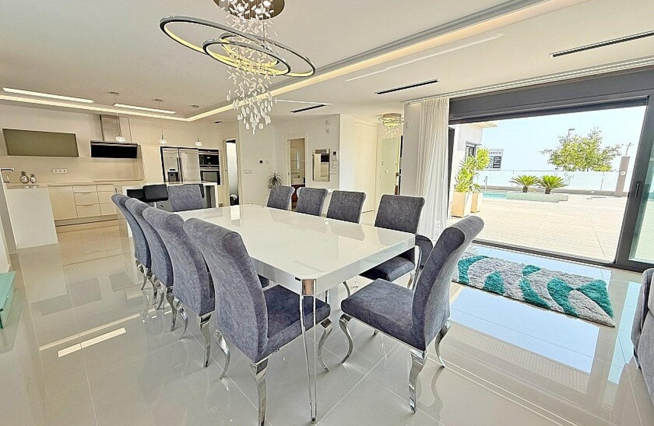 Resale - Villa - San Miguel de Salinas - Mirador de San Miguel