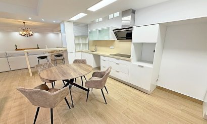 Resale - Villa - San Miguel de Salinas - Mirador de San Miguel