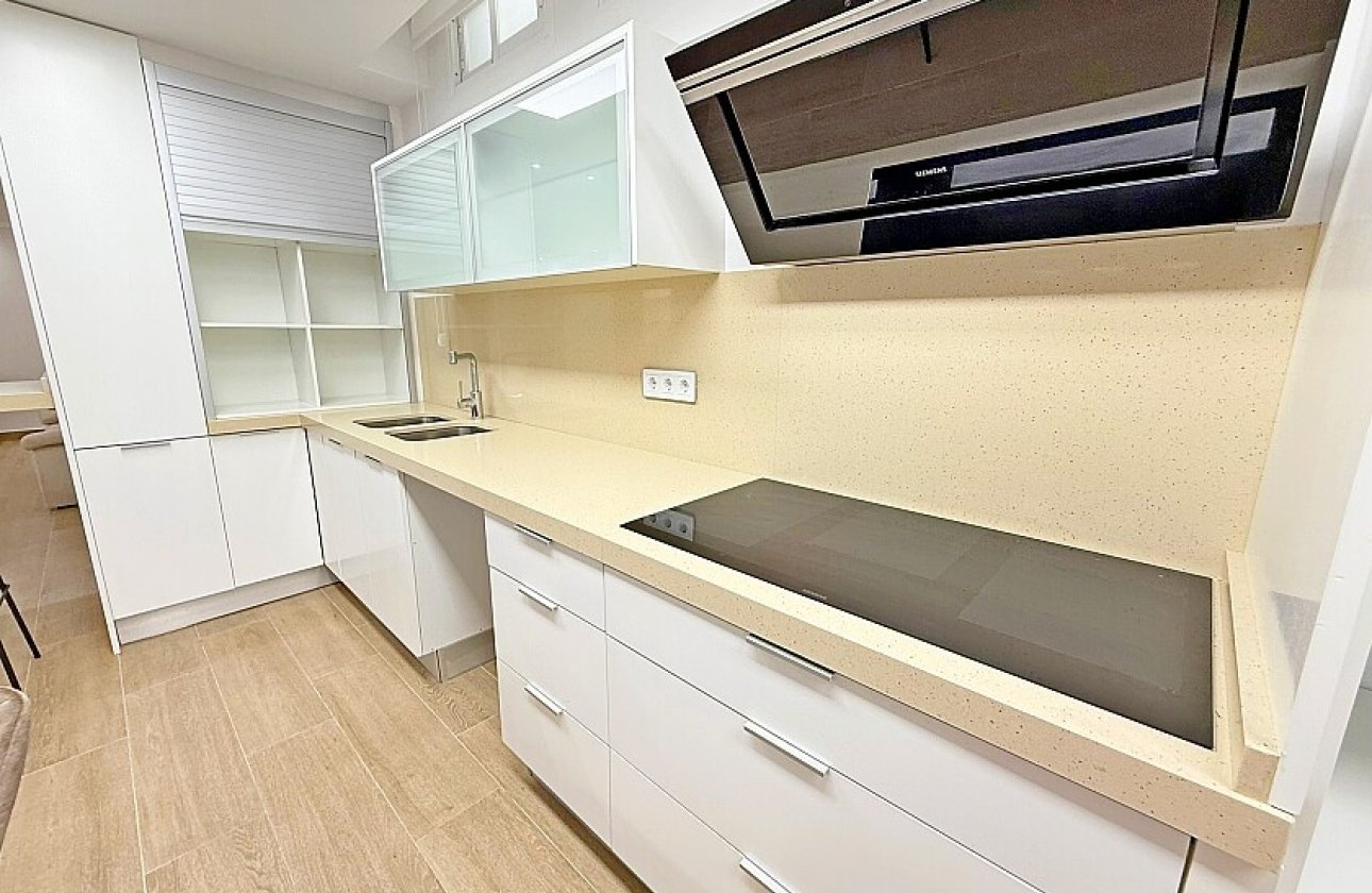 Resale - Villa - San Miguel de Salinas - Mirador de San Miguel