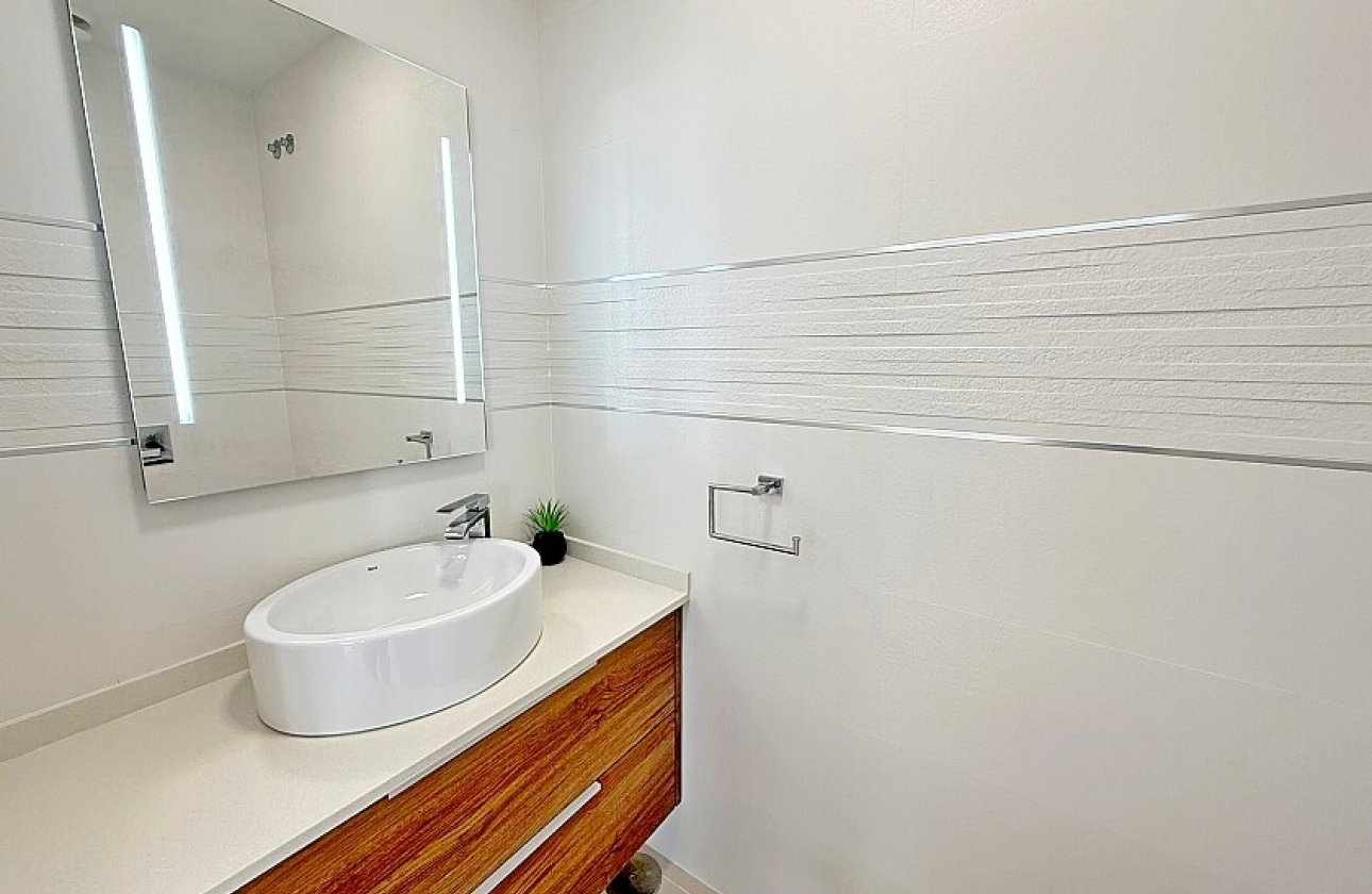 Resale - Villa - San Miguel de Salinas - Mirador de San Miguel