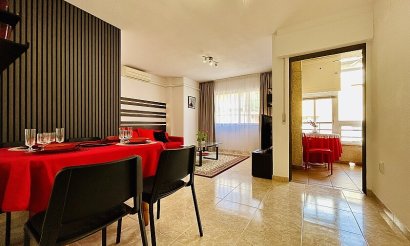 Resale - Apartment / flat - Torrevieja - Playa del Acequión