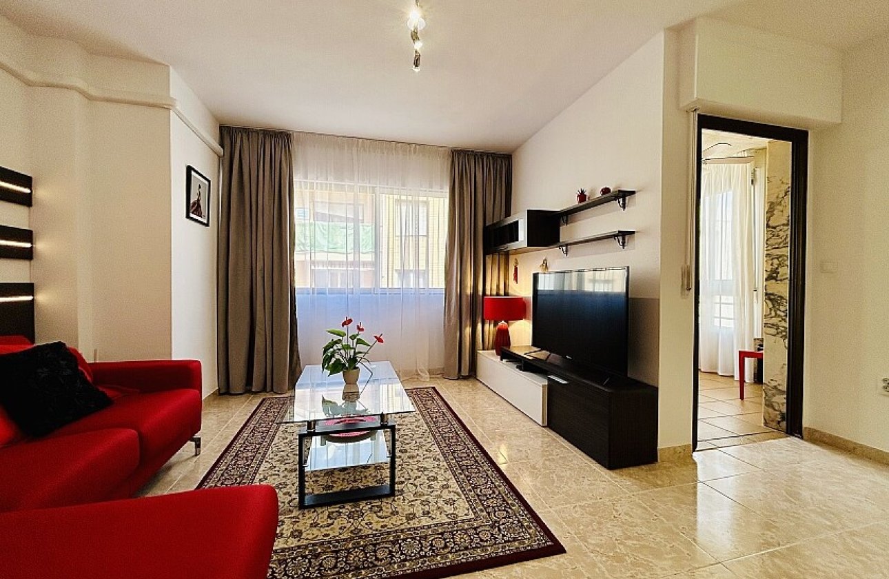 Resale - Apartment / flat - Torrevieja - Playa del Acequión
