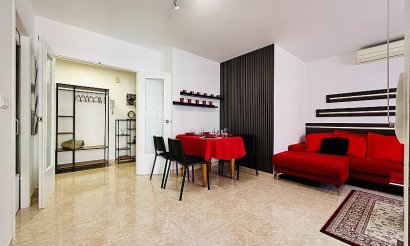Resale - Apartment / flat - Torrevieja - Playa del Acequión