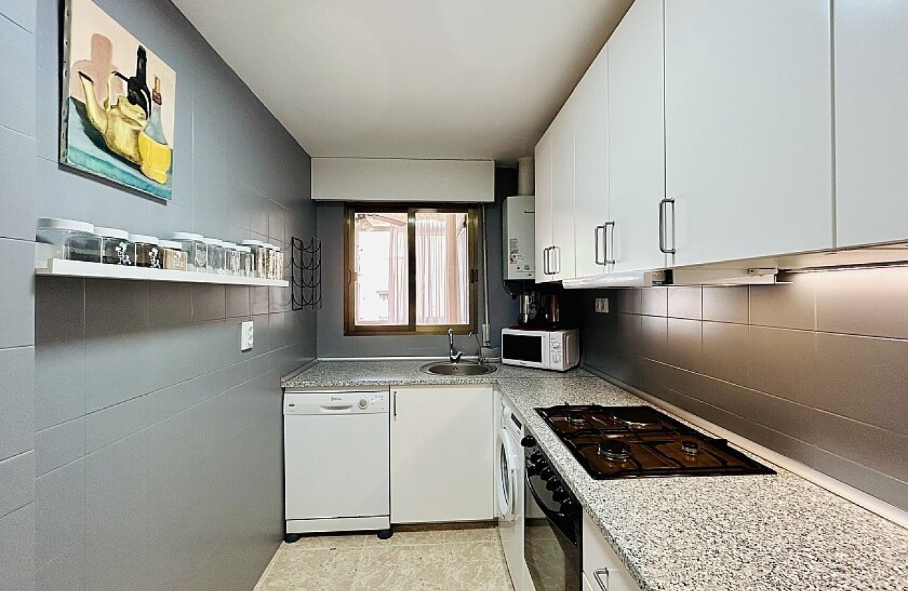 Resale - Apartment / flat - Torrevieja - Playa del Acequión