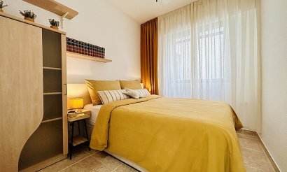 Resale - Apartment / flat - Torrevieja - Playa del Acequión