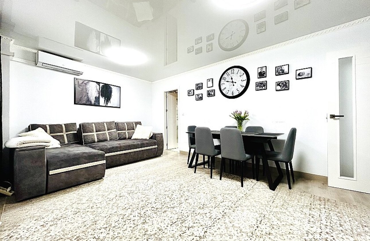 Resale - Apartment / flat - Torrevieja - Nueva Torrevieja