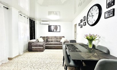 Resale - Apartment / flat - Torrevieja - Nueva Torrevieja