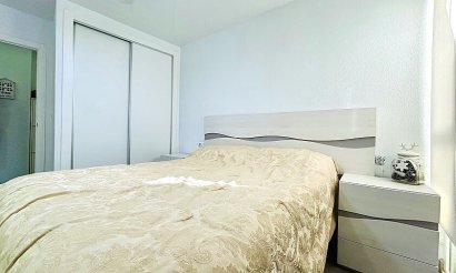 Resale - Apartment / flat - Torrevieja - Nueva Torrevieja