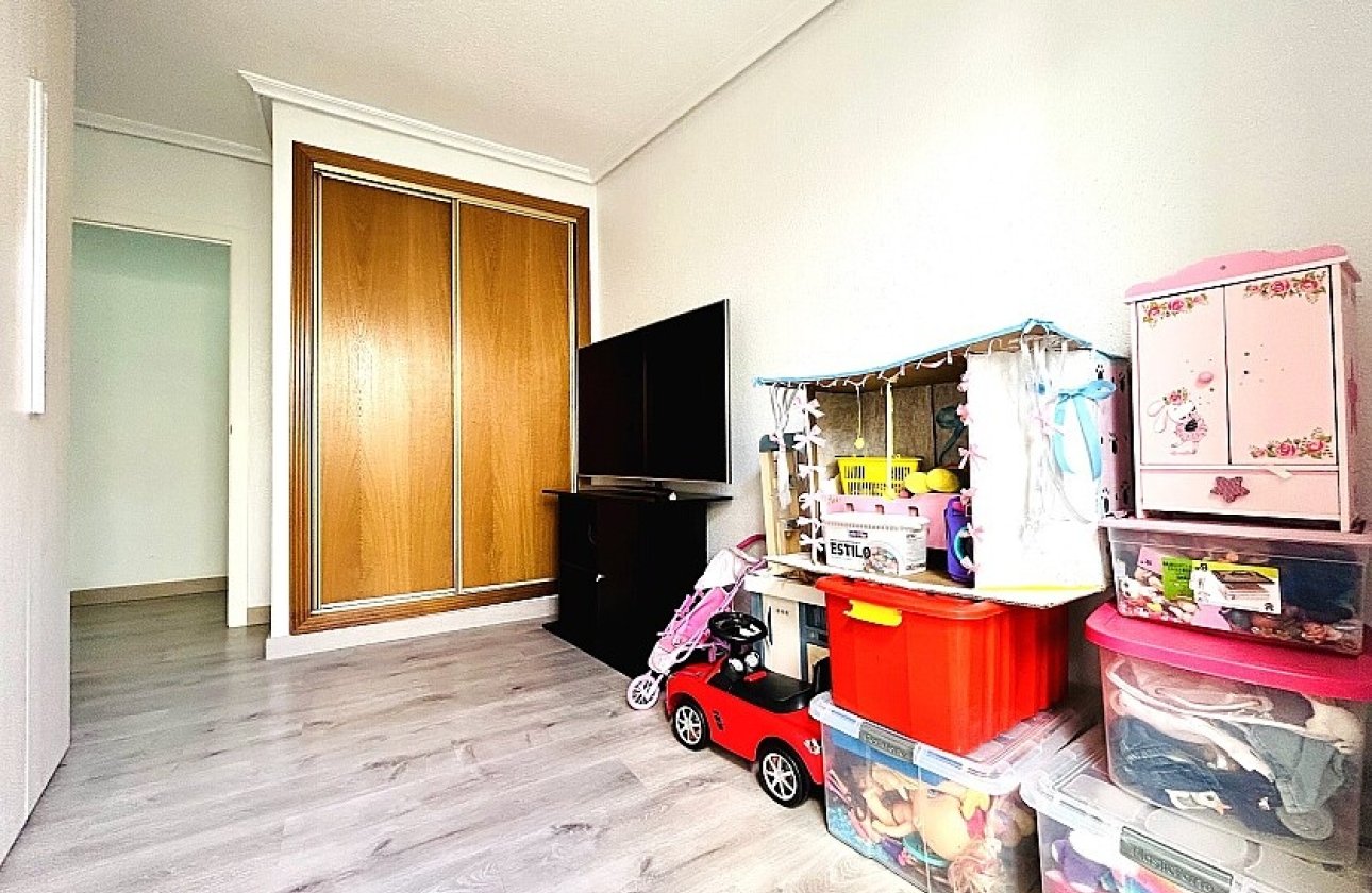 Resale - Apartment / flat - Torrevieja - Nueva Torrevieja